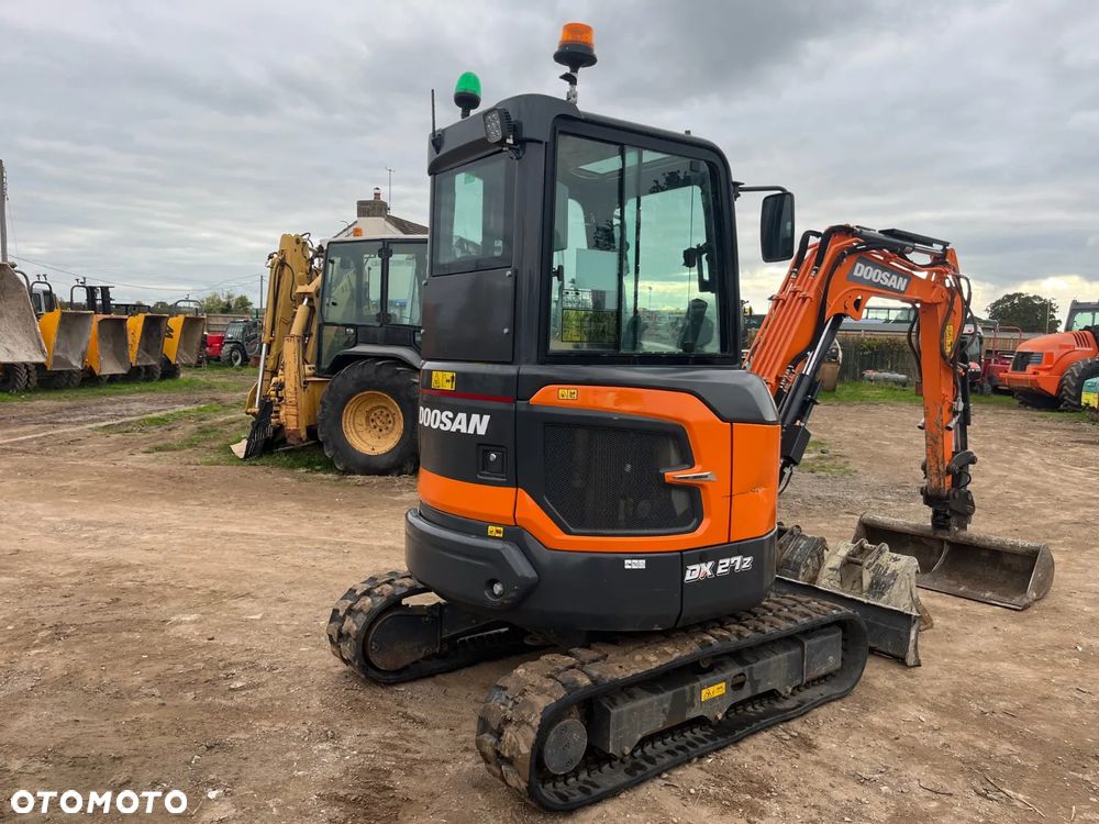 Doosan Dx27z-7 - 9