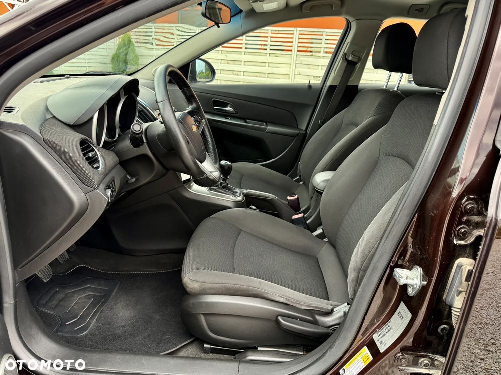 Chevrolet Cruze 1.4 T LT - 8