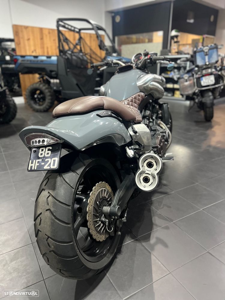 Yamaha Vmax 1700 - 4
