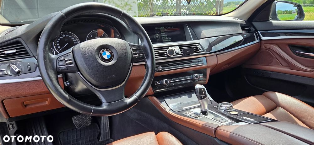 BMW Seria 5 520d - 11