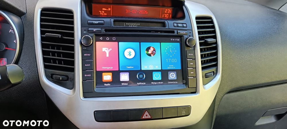 Kia Venga - 21