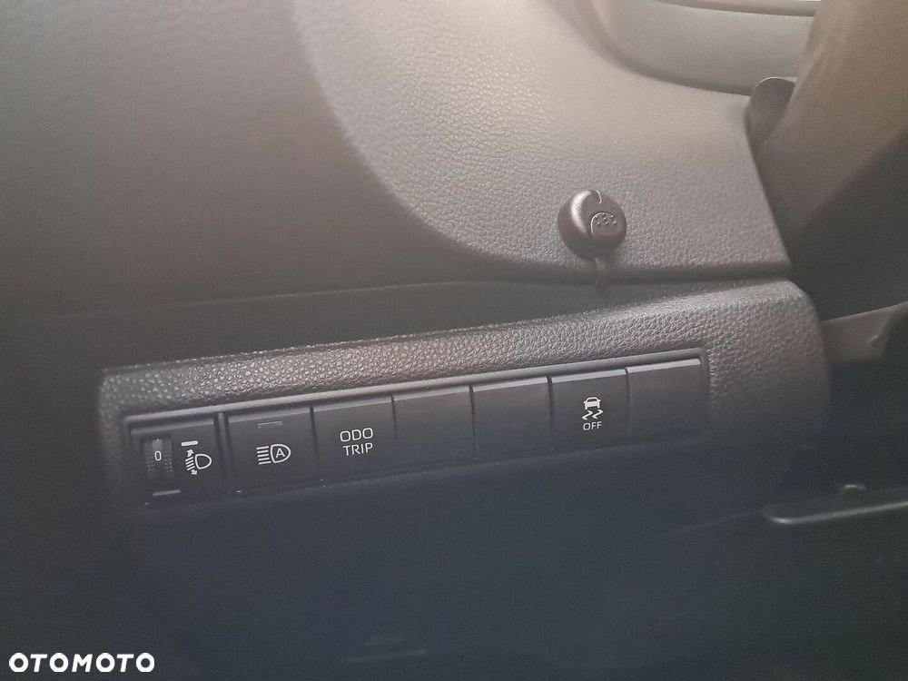 Toyota Corolla 1.8 Hybrid Comfort - 21
