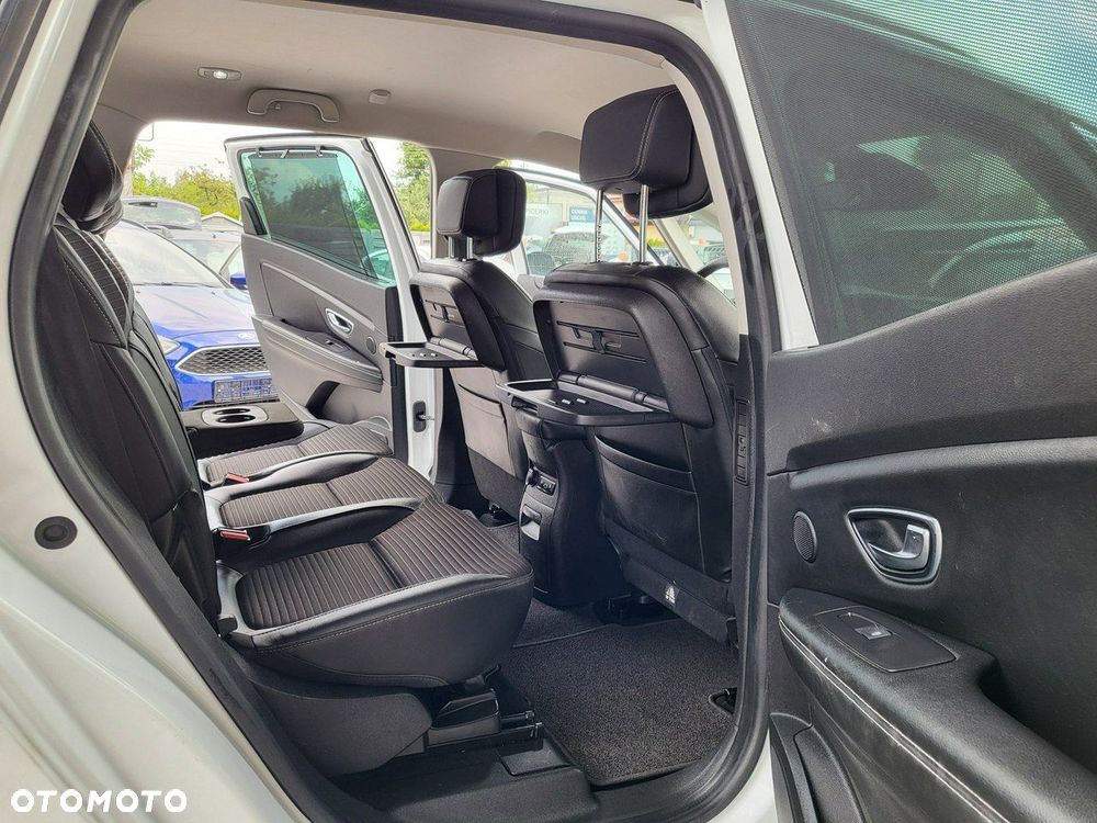 Renault Grand Scenic - 18