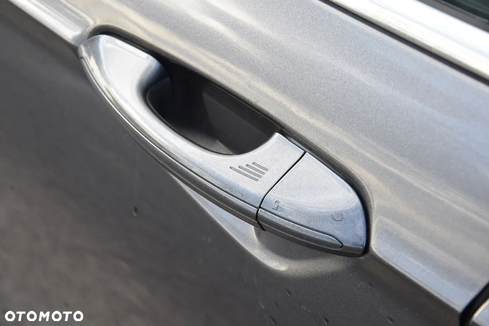 Ford Mondeo 2.0 TDCi Start-Stopp PowerShift-Aut Titanium - 19