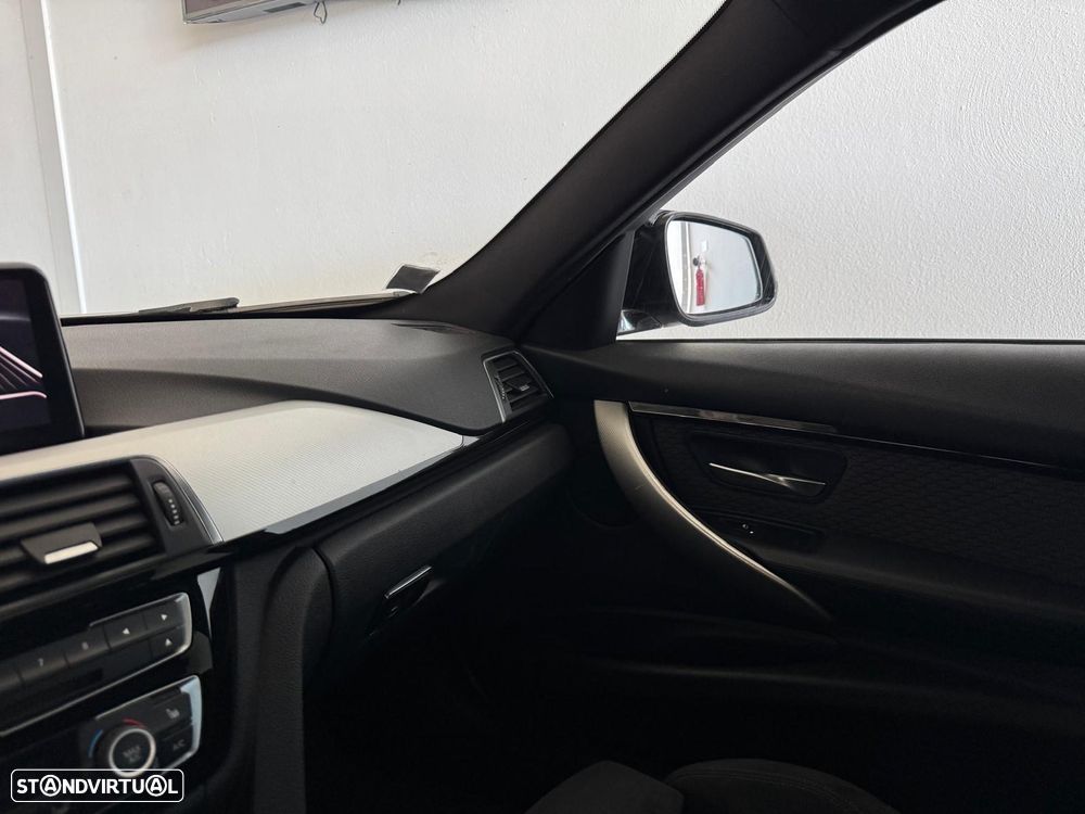 BMW 325 d Pack M Auto - 25