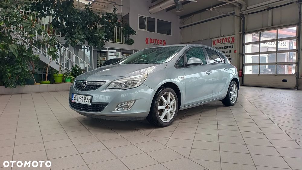 Opel Astra 1.4 T Enjoy - 9