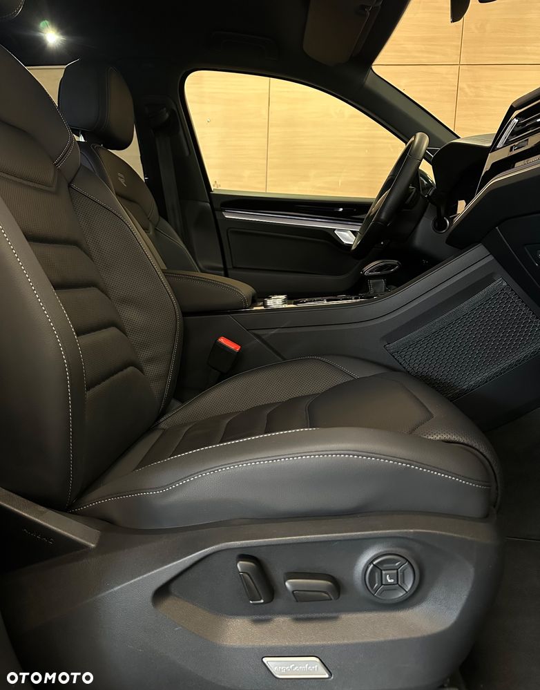 Volkswagen Touareg 3.0 V6 TDI 4Motion R-Line - 9