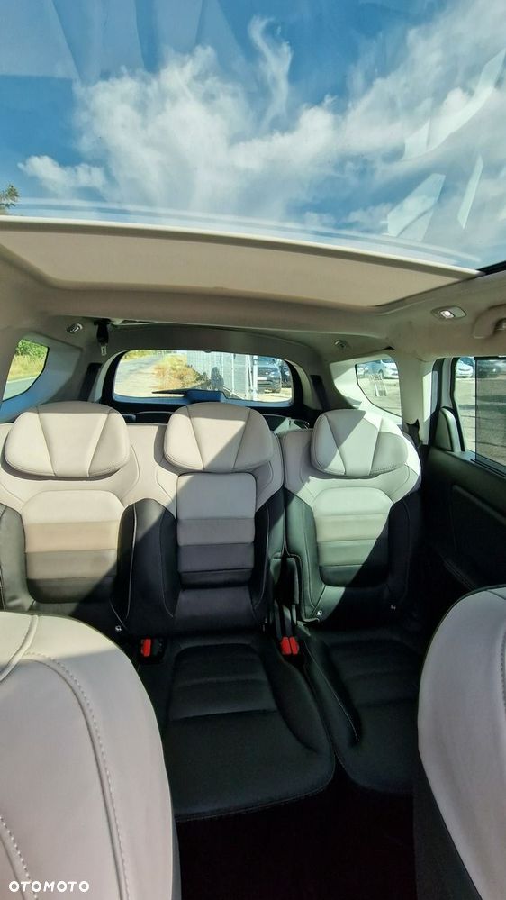 Renault Grand Scenic - 18