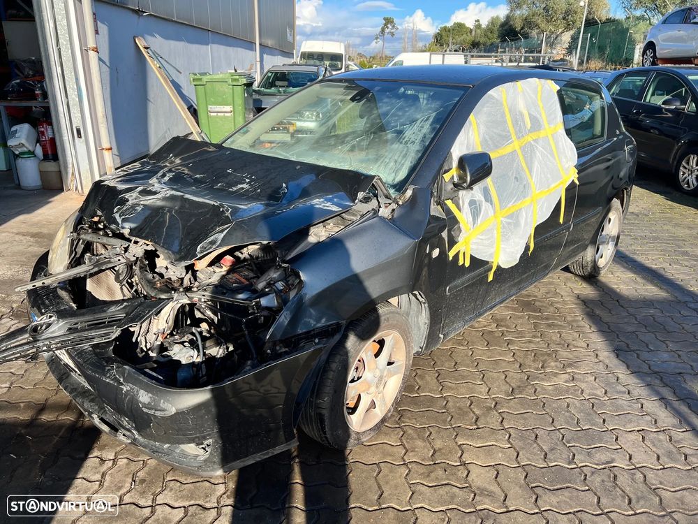 Toyota Corolla (E12)  1.4 D4D 75cv de 2006 - Ref. 1ND-TV - 2