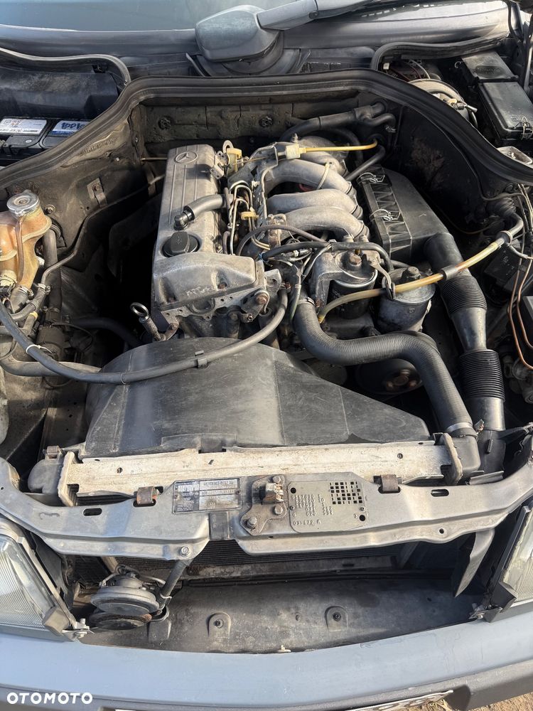 Mercedes-Benz W124 (1984-1993) - 14