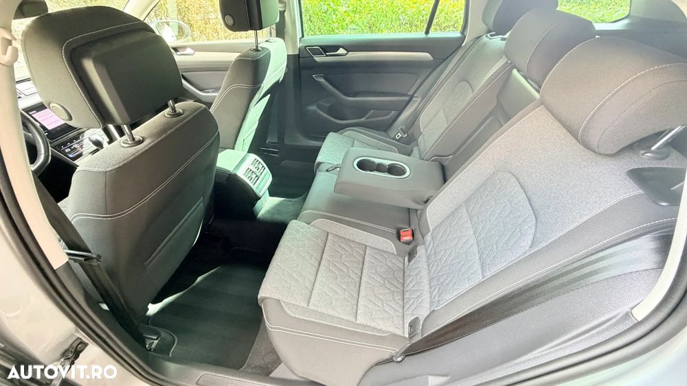 Volkswagen Passat 2.0 TDI DSG Comfortline - 37