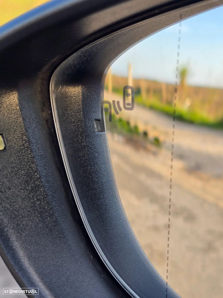 VW Scirocco 2.0 TDI (Blue Motion Technologie) DSG - 16