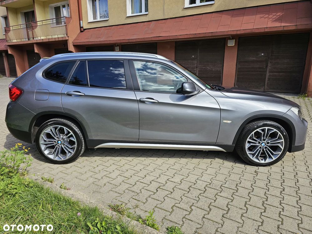 BMW X1 xDrive18d xLine - 3