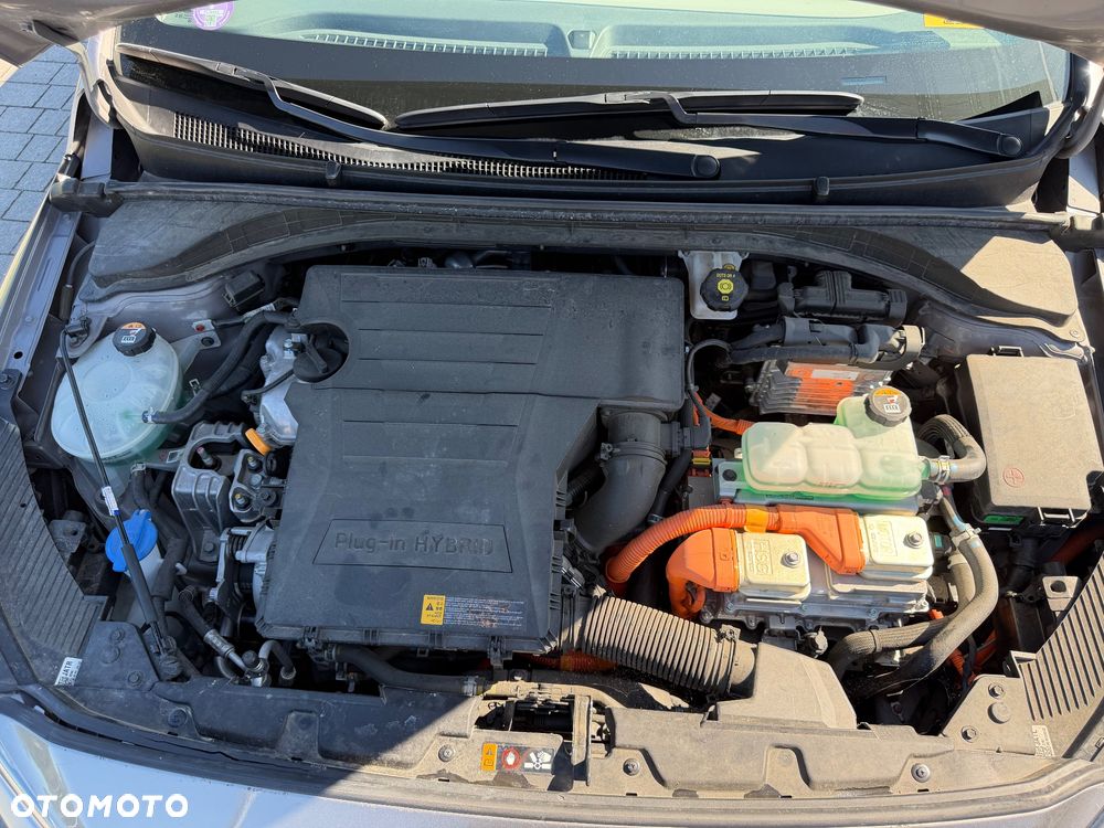 Hyundai IONIQ 1.6 GDI Premium - 22