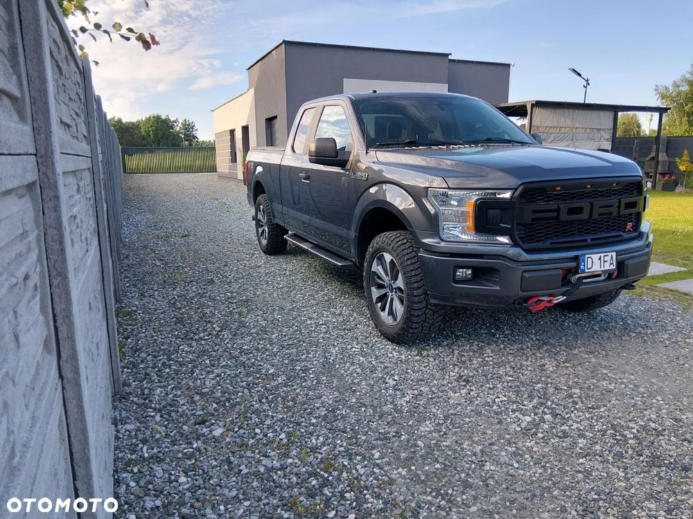Ford F150 - 3