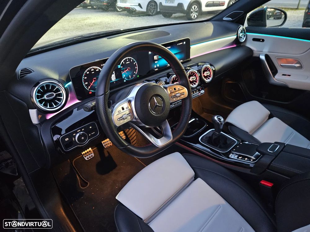 Mercedes-Benz A 200 AMG Line - 10