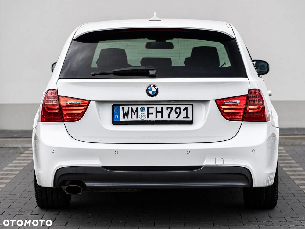 BMW Seria 3 318i Edition Sport - 6