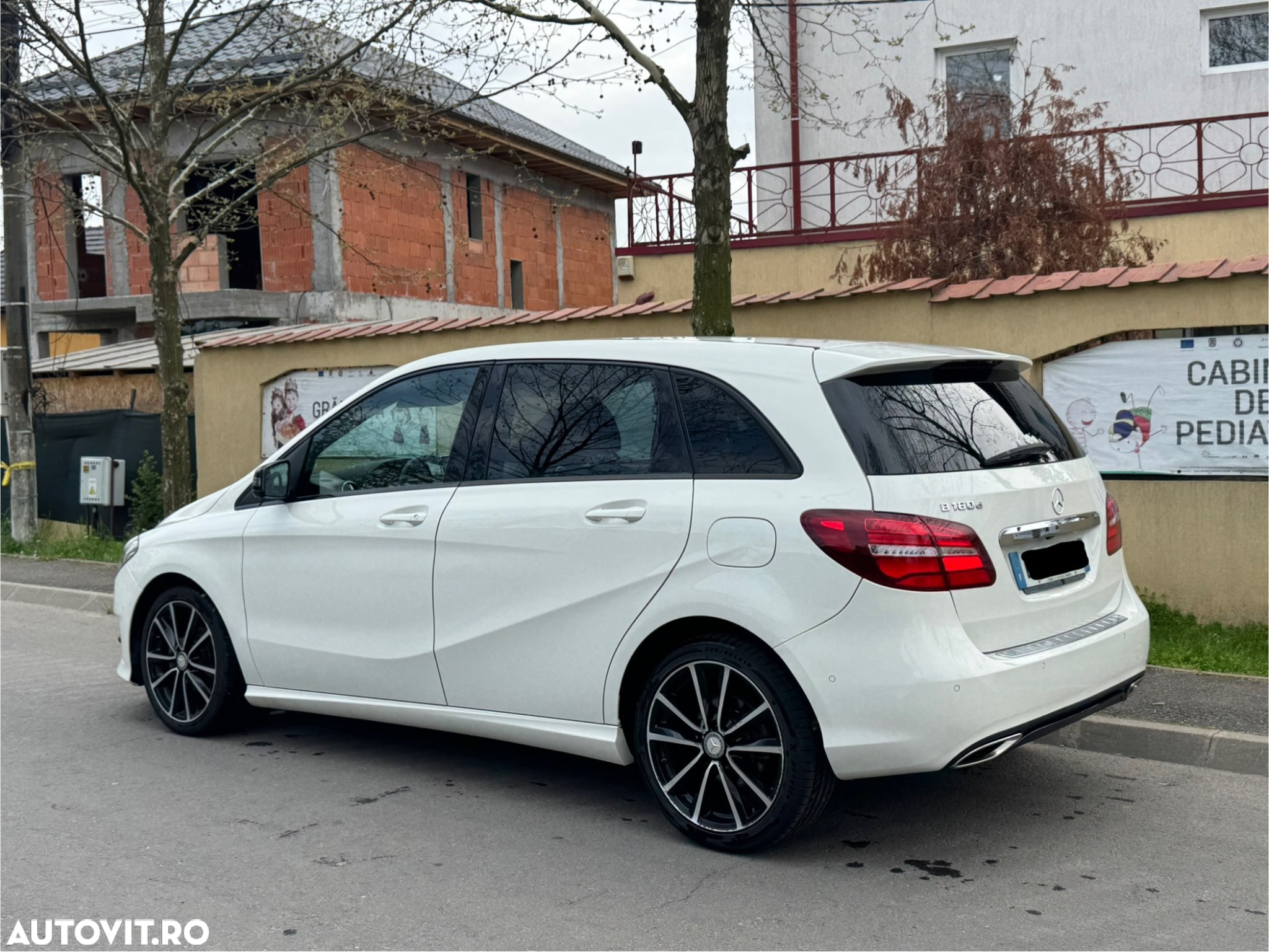 Mercedes-Benz B - 2