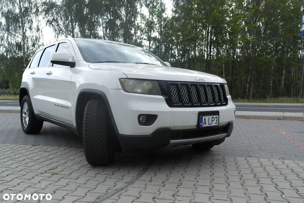 Jeep Grand Cherokee - 29