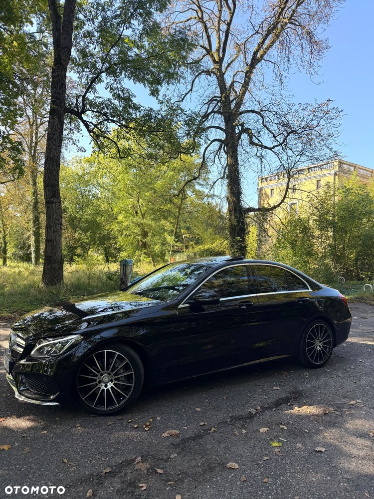 Mercedes-Benz Klasa C 400 4Matic 9G-TRONIC AMG Line - 3