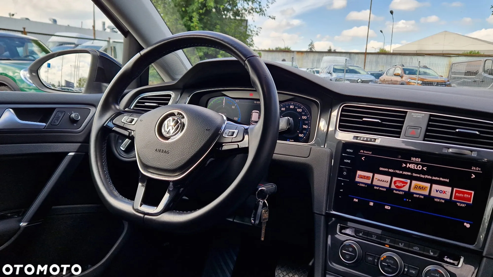 Volkswagen Golf e-Golf - 18