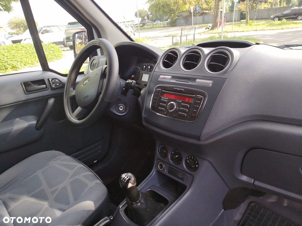 Ford Connect - 6