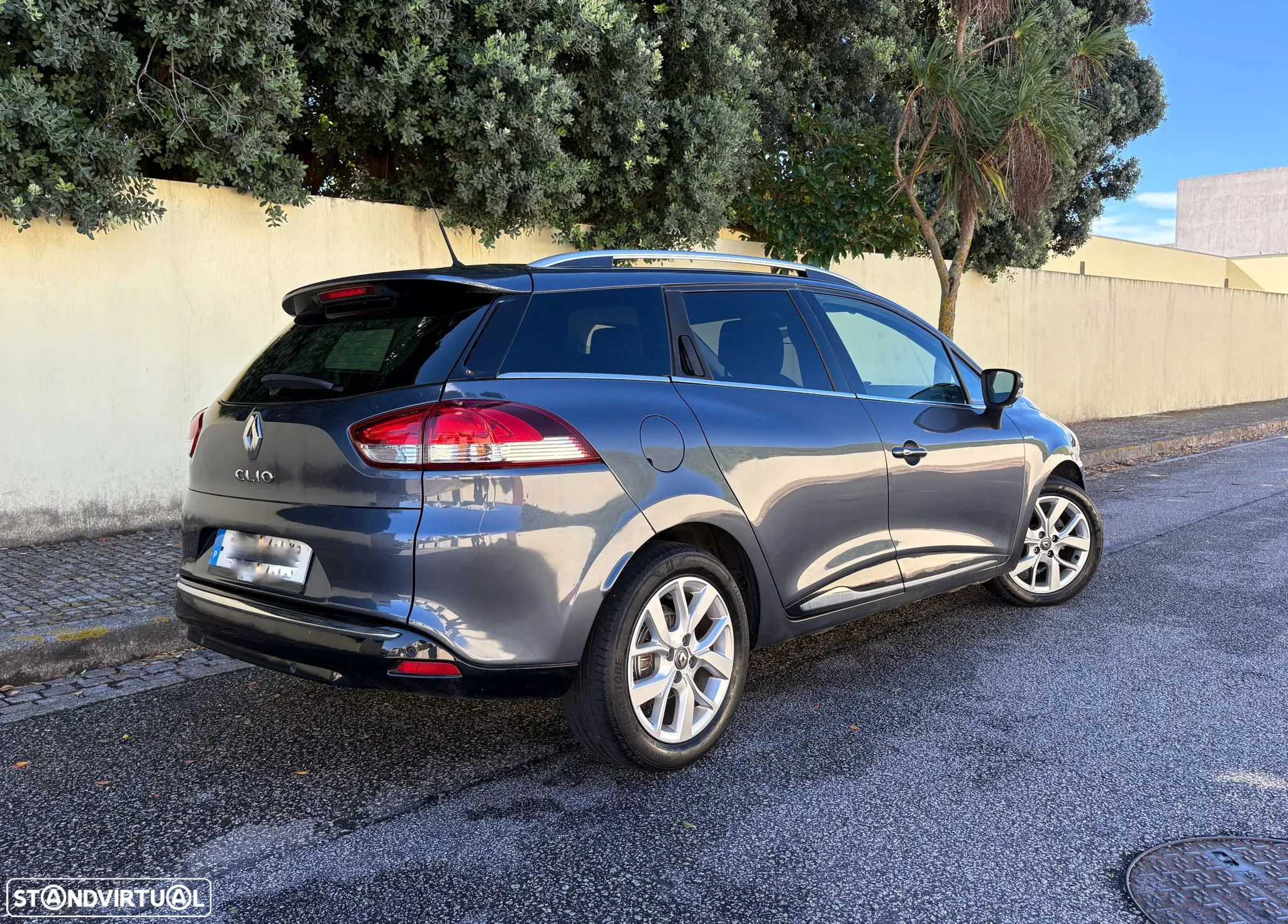 Renault Clio Sport Tourer 0.9 TCe Limited Edition - 4