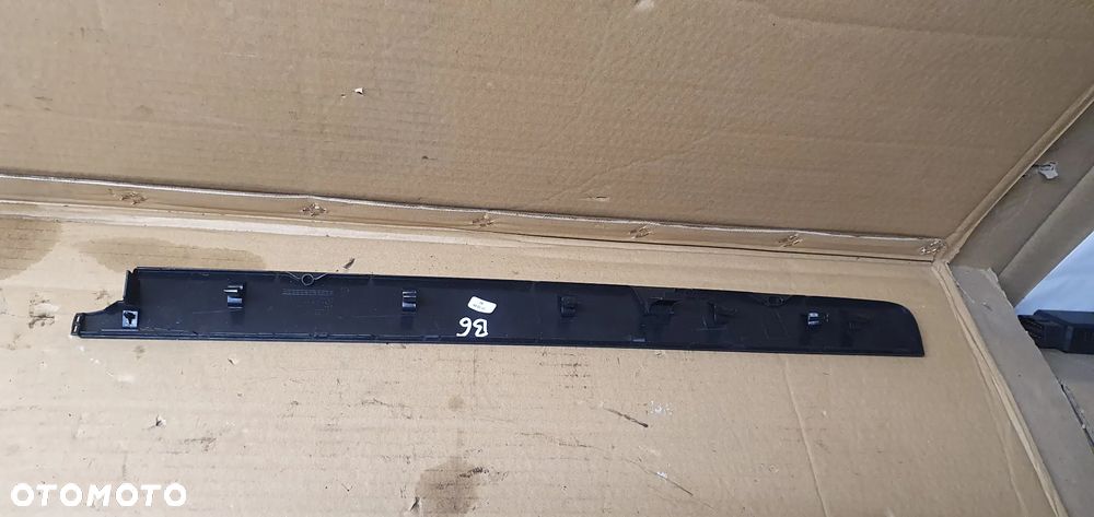 Listwa dekor konsoli VW Passat B6 3C0 3C1857212AD - 5