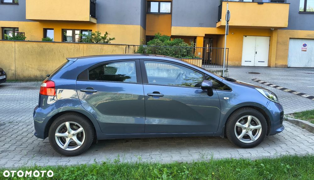 Kia Rio 1.2 M - 6