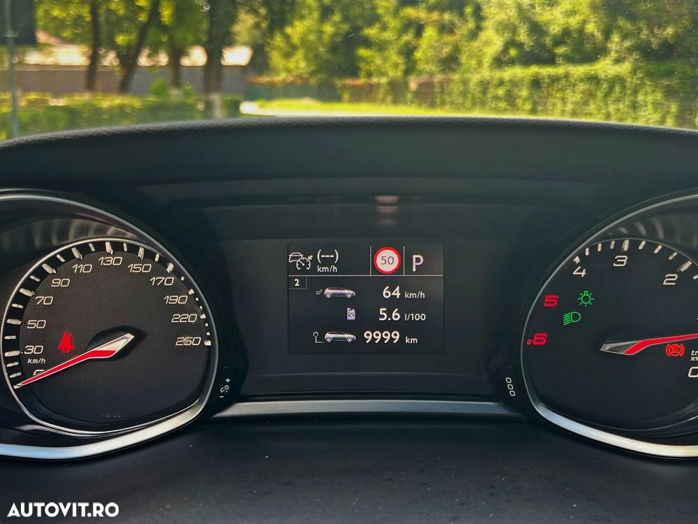 Peugeot 308 1.5 BlueHDi FAP STT EAT8 Allure - 11