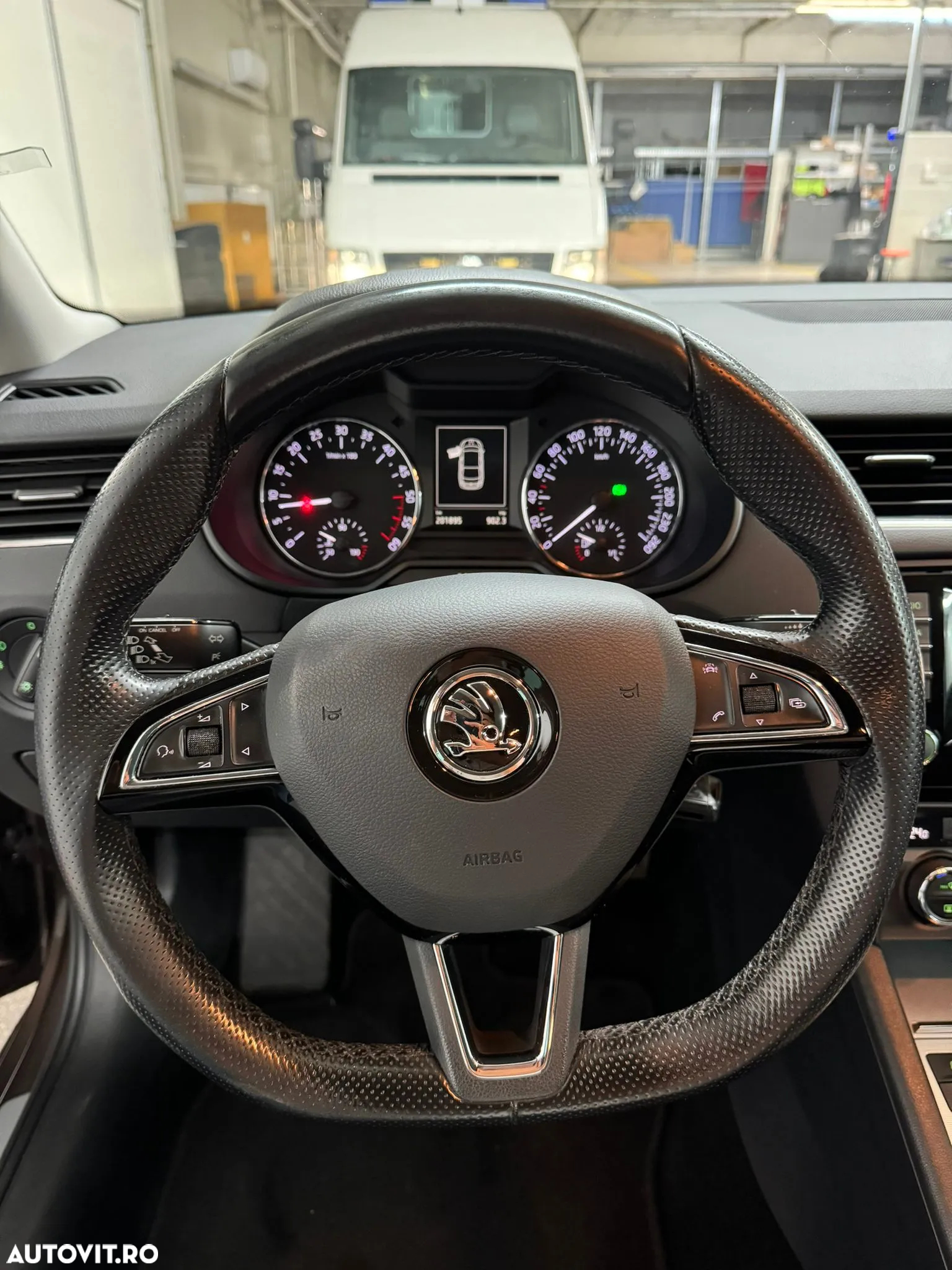 Skoda Octavia - 8