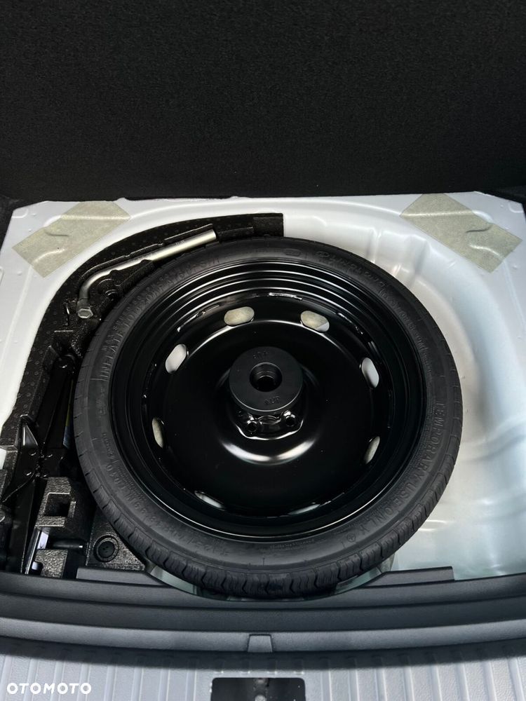 Skoda Karoq 1.5 TSI ACT Sportline DSG - 18