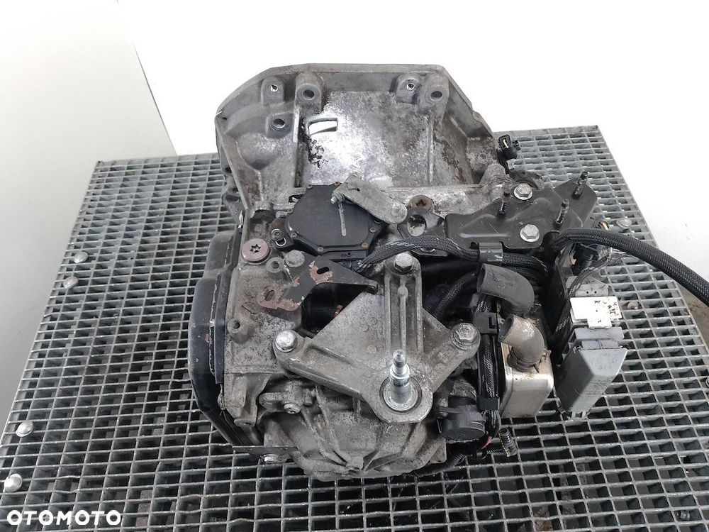 SKRZYNIA BIEGÓW AUTOMAT RENAULT CLIO III DP0074 1.6 16V - 3
