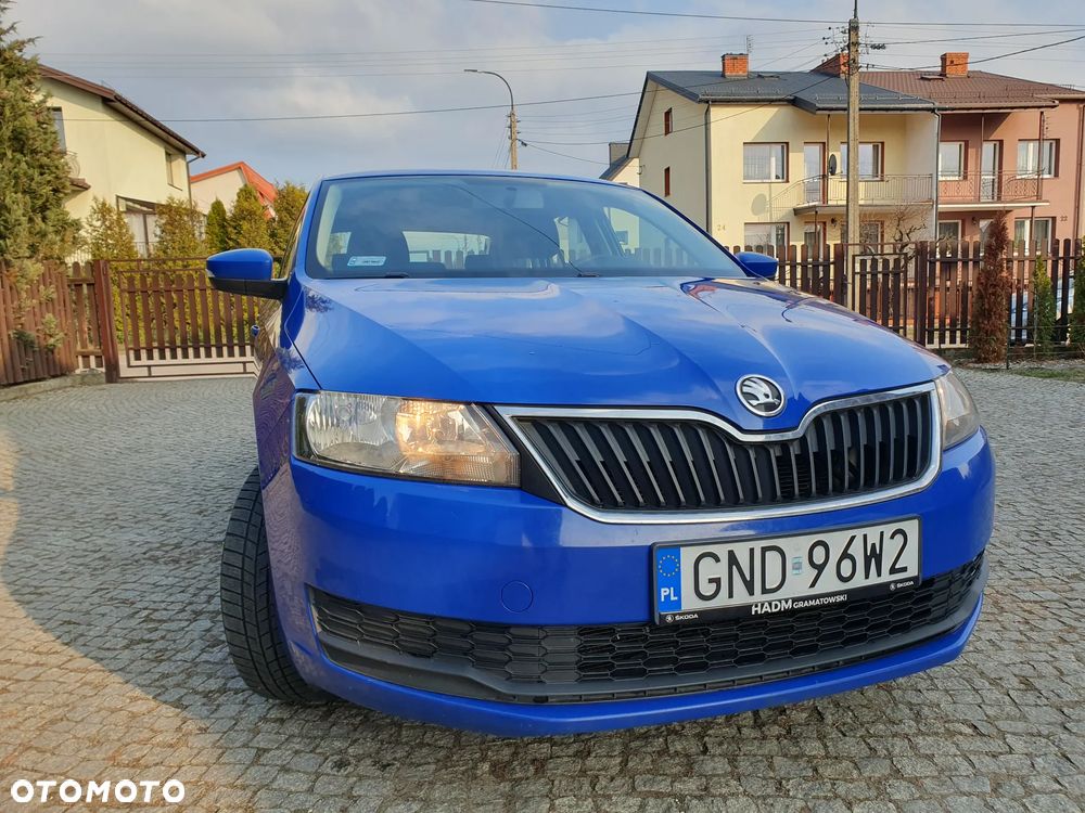 Skoda RAPID - 7