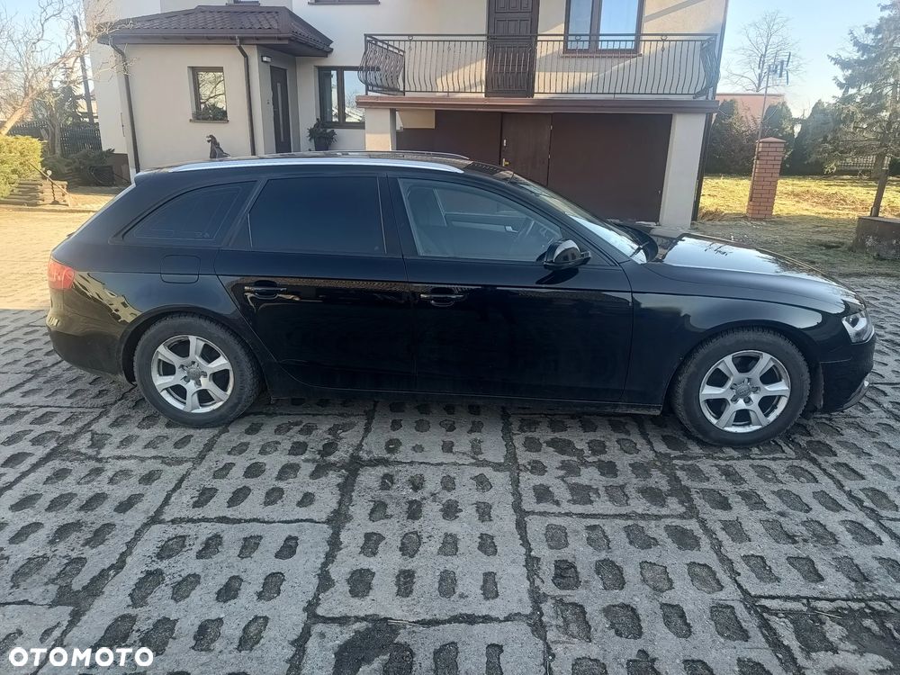 Audi A4 Avant - 4