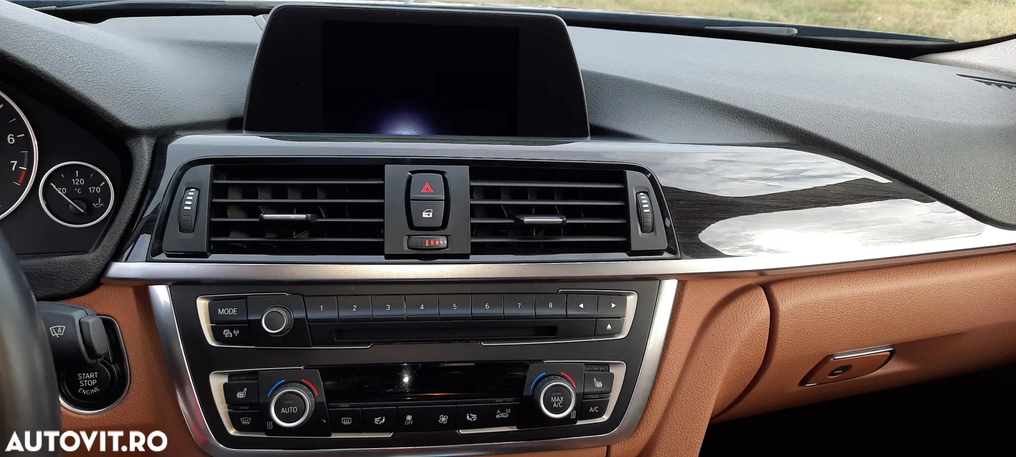 BMW Seria 3 320i Aut. Luxury Line - 10