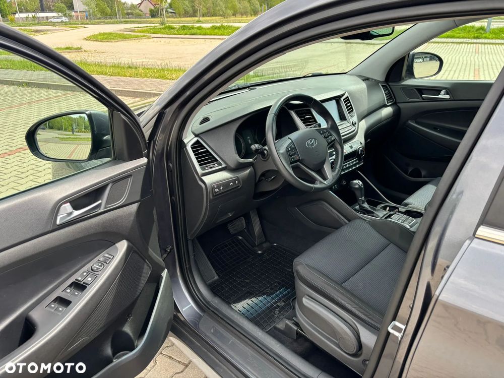 Hyundai Tucson blue 1.7 CRDi 2WD DCT Premium - 14