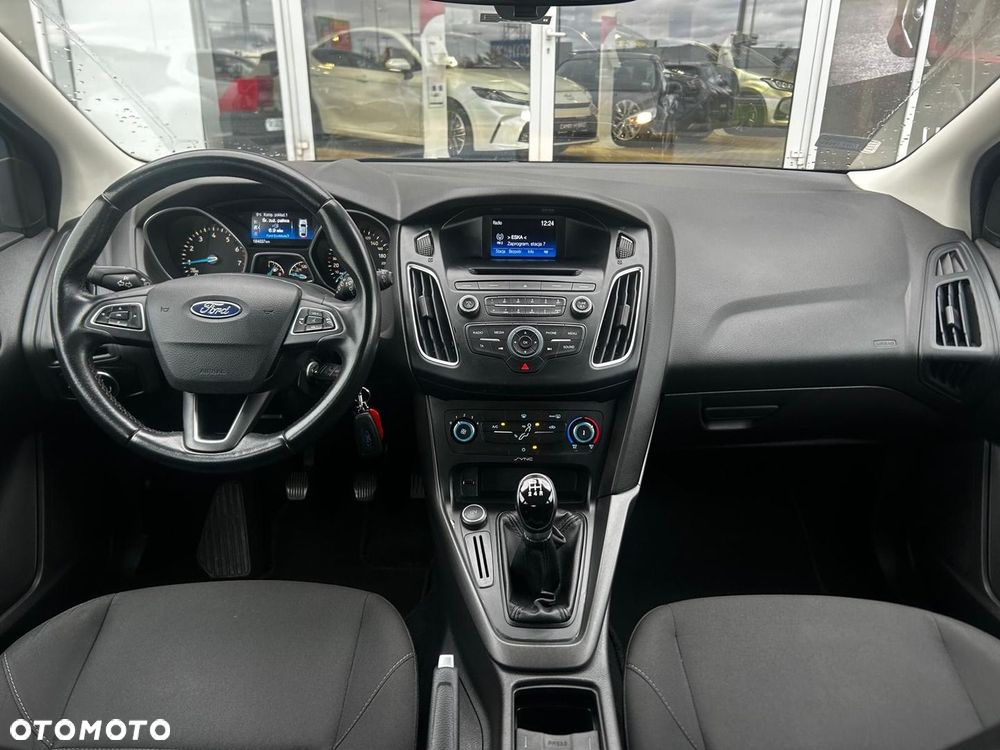 Ford Focus 1.6 Trend - 9