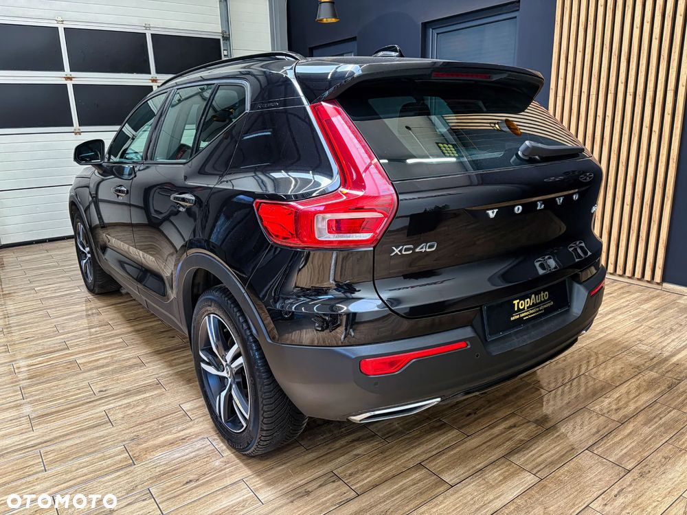 Volvo XC 40 D3 SCR R-Design - 9
