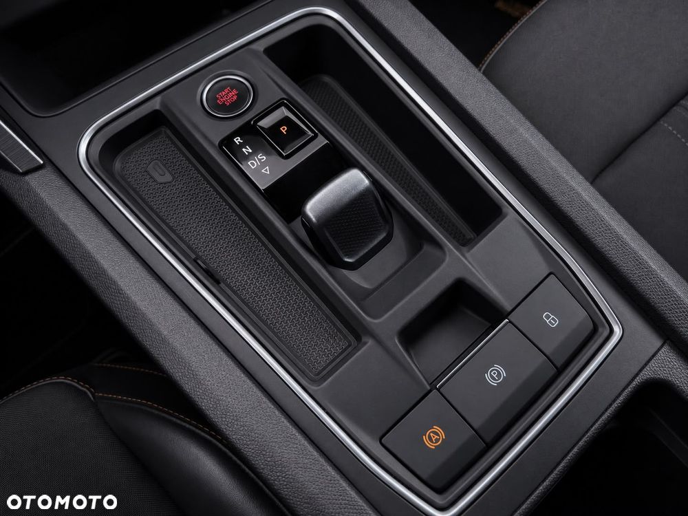 Cupra Formentor 1.4 e-Hybrid DSG Priority - 28