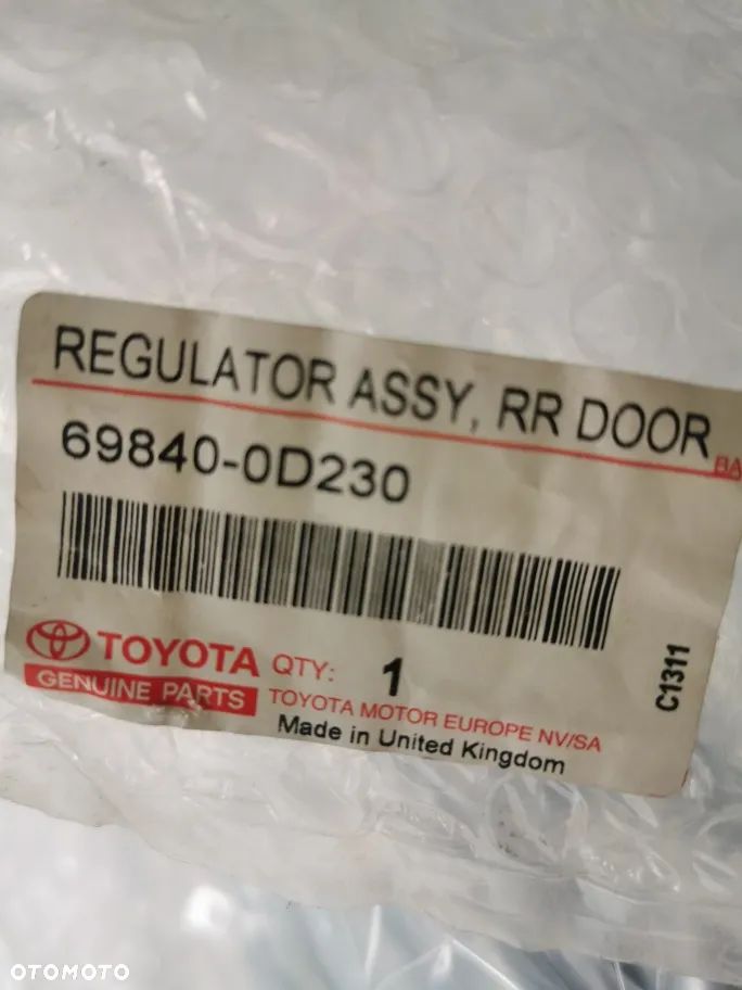 Toyota  Yaris III  podnośnik szyby 69840-0D230 - 3