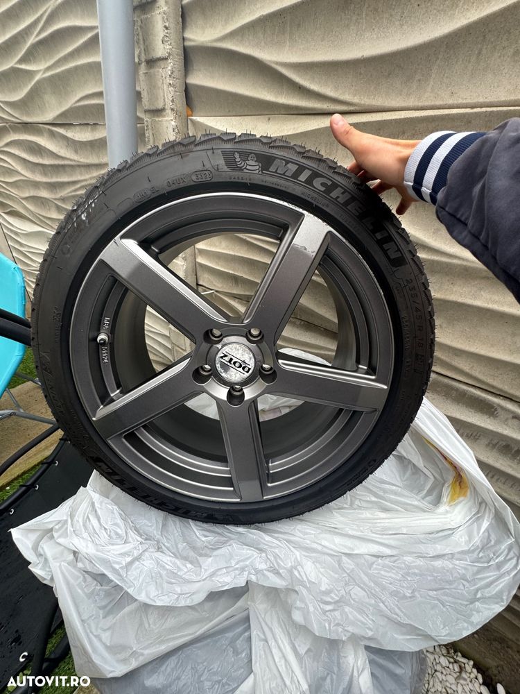 Tesla Model 3 Langstreckenbatterie Allradantrieb Dual Motor - 17