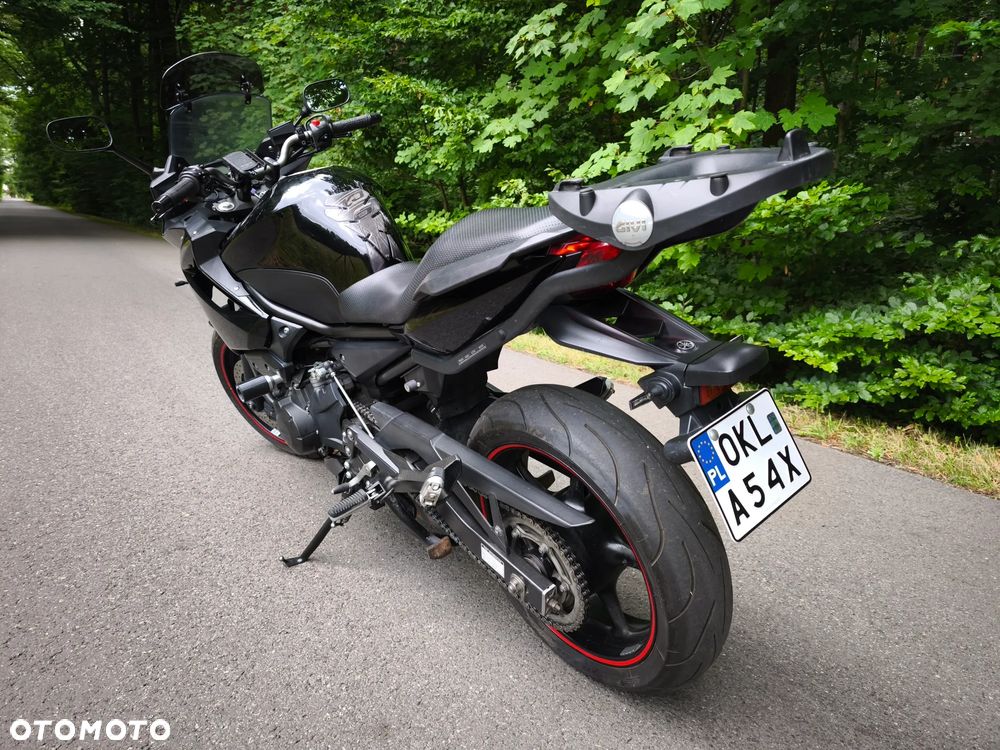 Yamaha XJ - 4