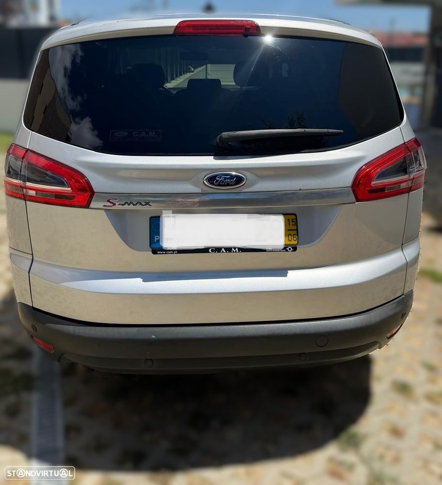 Ford S-Max 2.0 TDCi Titanium 7L 143g - 4