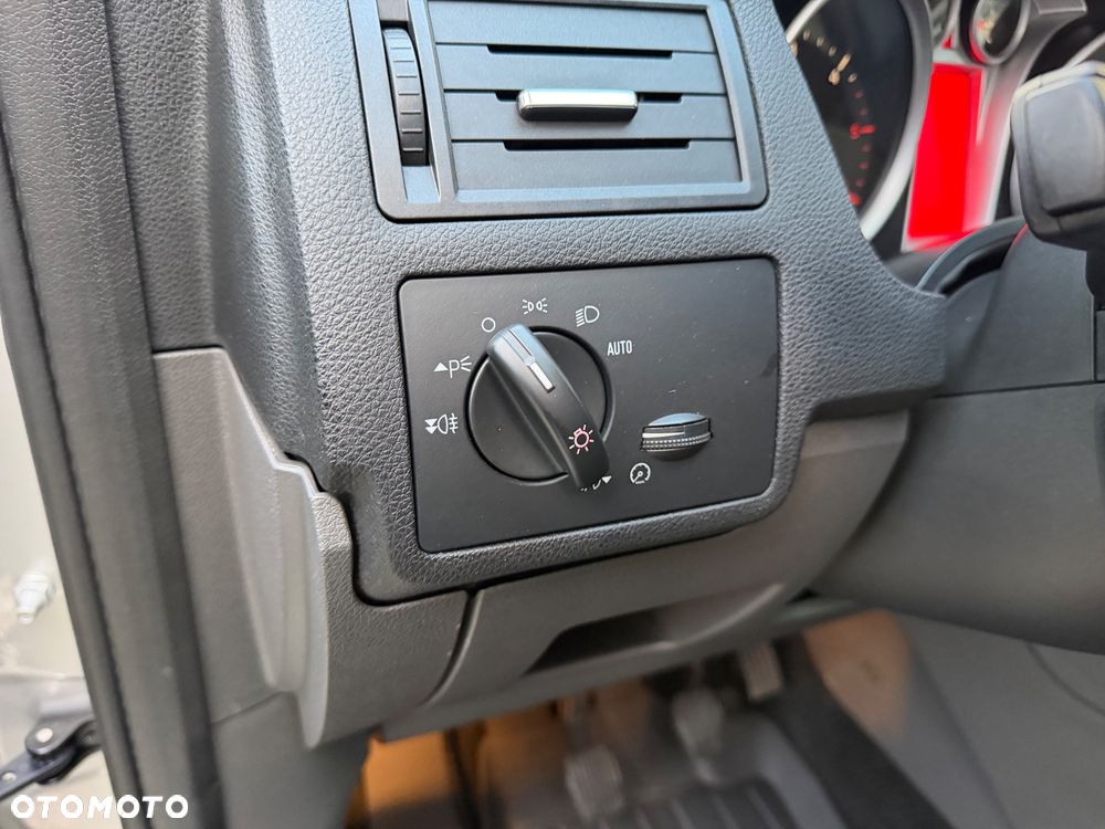 Ford Kuga - 22