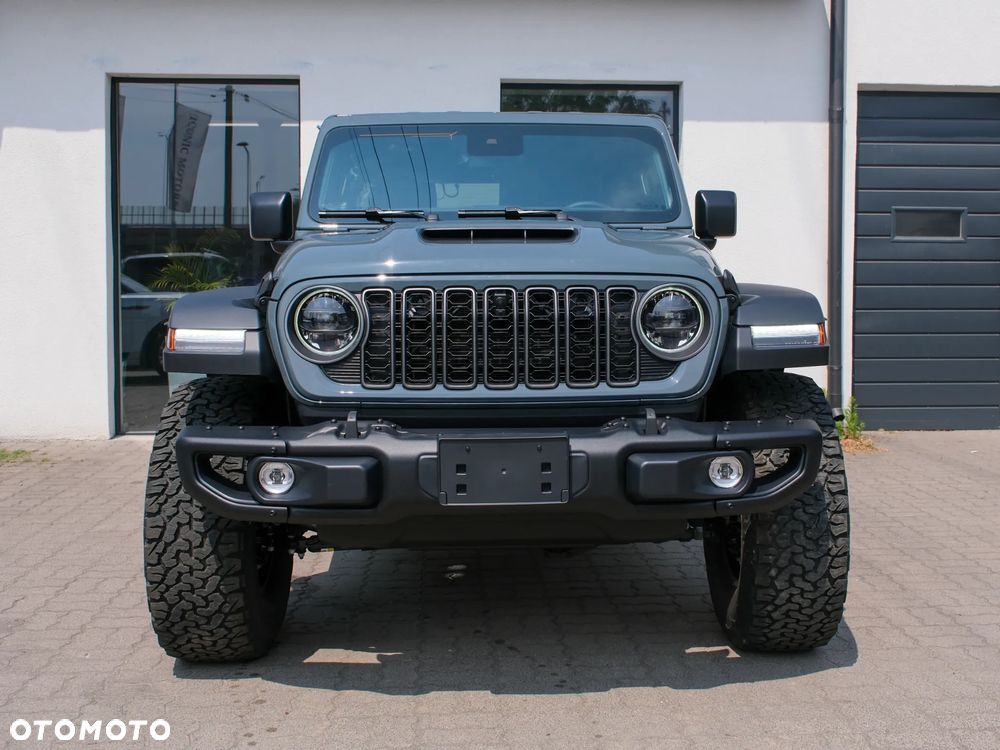 Jeep Wrangler - 6