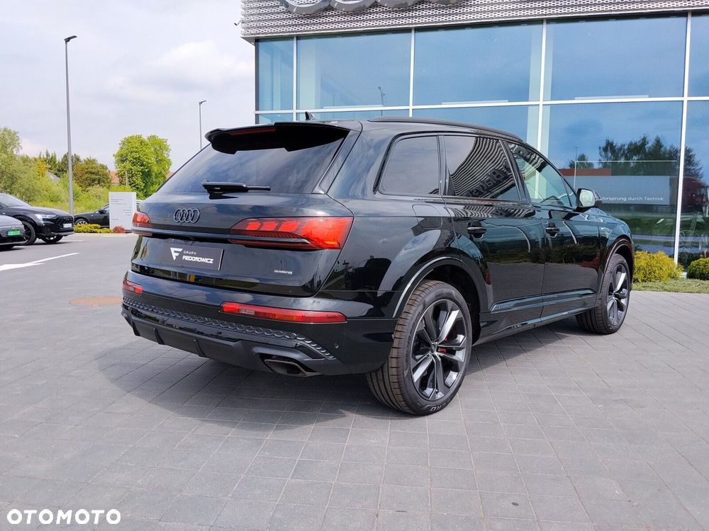 Audi Q7 - 8