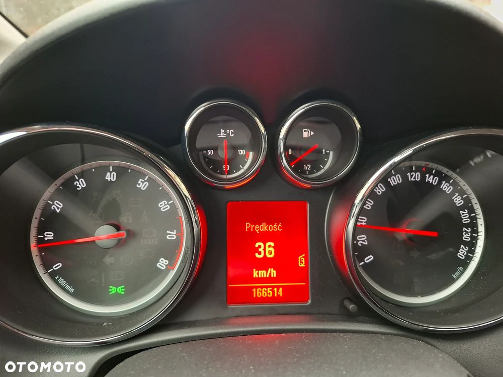 Opel Astra 1.4 Turbo Active - 28