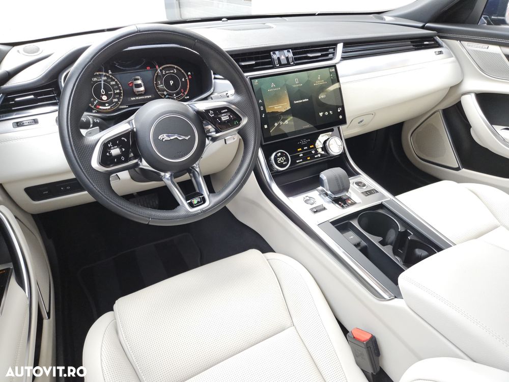 Jaguar XF D200 AWD R-Dynamic SE - 20