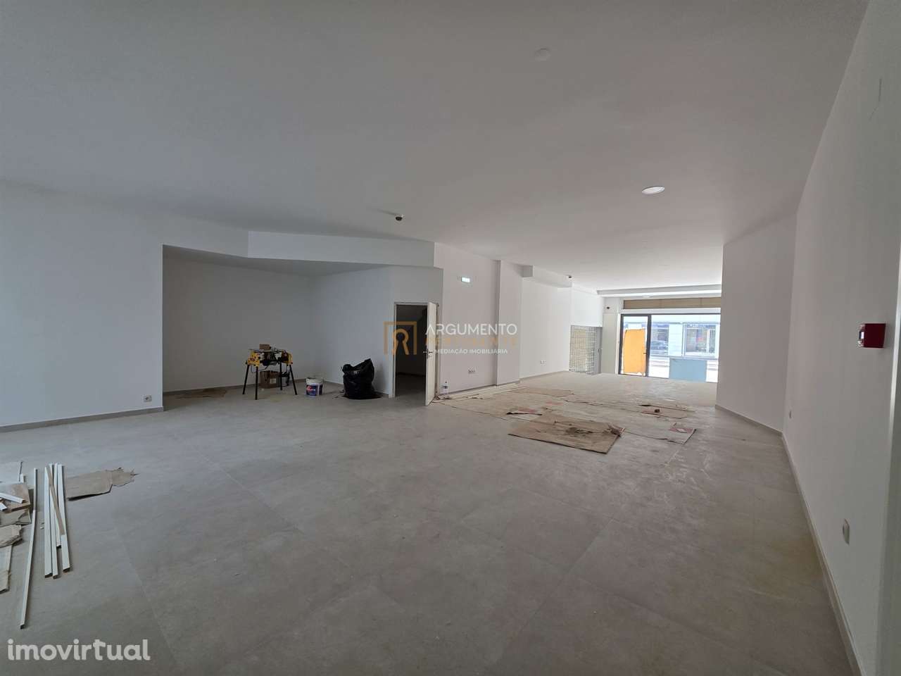 Loja para Restauração, Comércio ou Serviços – Centro da Maia - Grande imagem: 4/20